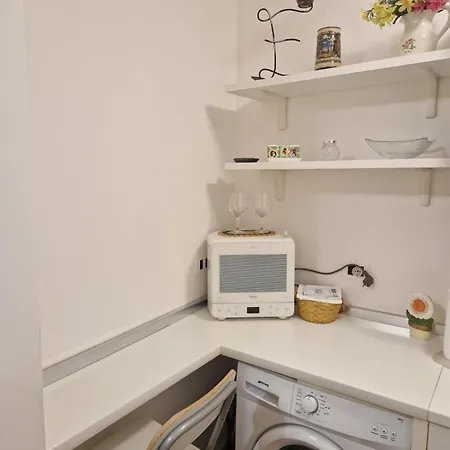 La Dei Conti, Piccolo E Confortevole Loft