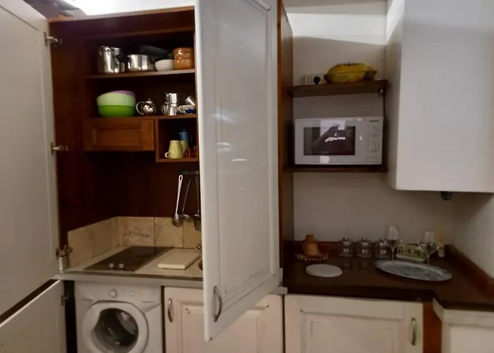 La Dei Conti, Piccolo E Confortevole Loft Apartment *